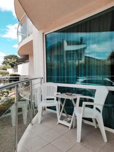 Ban công/sân hiên tại Boho Studio 4 pools 10min to the beach +11 ảnh