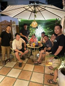 Tetamu yang menginap di Faizzy residency