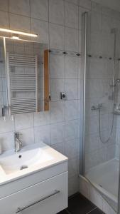 Koupelna v ubytování Ferienwohnung in Bad Oeynhausen