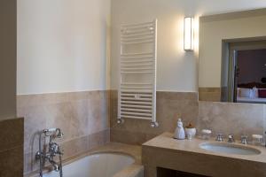 La Posta Hotel & Thermal Spa的一间浴室