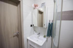 Kúpeľňa v ubytovaní Studio Apartment Lukas + 10 fotografií