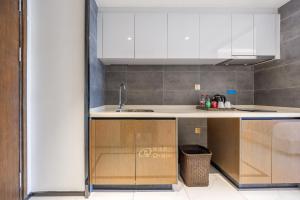 Köök või kööginurk majutusasutuses Huizhou Xunliao Bay Qingpu Hotel