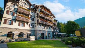 Nespecifikovaný výhled na hory nebo výhled na hory při pohledu z hotelu + 37 fotografií