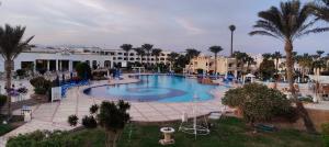 Bazén v ubytování Royal Regency Club - Ultra All Inclusive nebo v jeho okolí