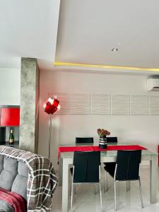 Posedenie v ubytovaní Luxury Seafront Apartment 3BR Ta Xbiex