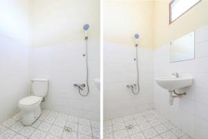 Koupelna v ubytování OYO 2184 Nan Berlian Inn