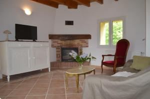 Gallery image of Gîte du Four à pain in Prayssac +14 photos