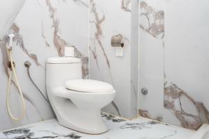 Bagno di Palette Muscat Al Bayrahaa