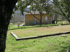 Vonkajšia záhrada v ubytovaní Gîtes des Deux Vallées La Borieta du Causse - Rocamadour