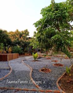 Zahrada ubytování บ้านไร่ปณต 2 BaanraipanoteCottages + 3 fotografie