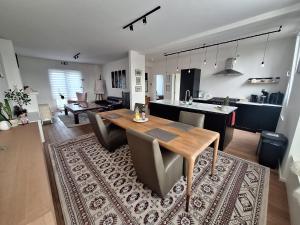 Posezení v ubytování B&B De Lelie