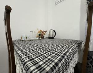 Postel nebo postele na pokoji v ubytování Isuru Piyasa