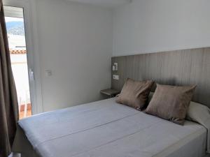 Afbeelding uit fotogalerij van Hotel Capri in Tossa de Mar