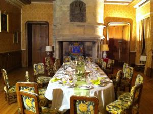 Galeriebild der Unterkunft Château de Busset in Busset