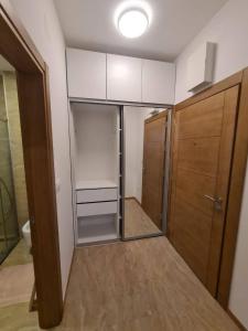 Fotografie z fotogalerie ubytování Pretty apartment near the sea! v destinaci Budva