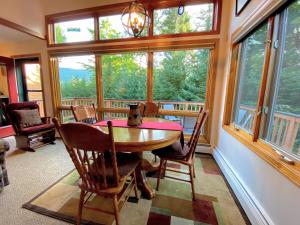 Khu vực ghế ngồi tại MWP15