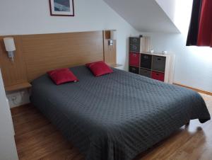 Postel nebo postele na pokoji v ubytování Les Chalets de Bois Méan-Les Orres 1800-Appt Duplex-6 couchages
