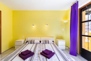 Posteľ alebo postele v izbe v ubytovaní Dandelion / Roquemar + 32 fotografií