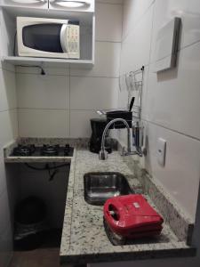 Dapur atau dapur kecil di Studio Aconchegante Teresopolis no Alto