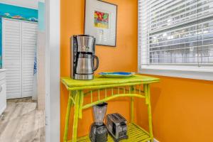 Příslušenství pro přípravu čaje a kávy v ubytování The Bahama House - Key West