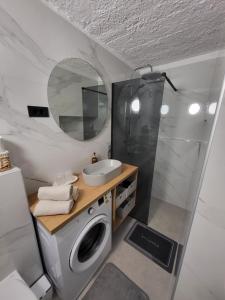 Kúpeľňa v ubytovaní STUDIO APARTMAN KATARINA