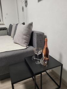 Posedenie v ubytovaní STUDIO APARTMAN KATARINA