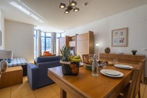 Χώρος καθιστικού στο Marina Orada Apartment with Pool - 900m from the Beach