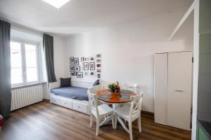 Χώρος καθιστικού στο Splendido Bilocale in Zona Chinatown