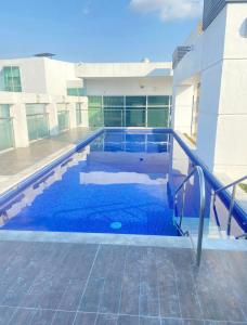 Πισίνα στο ή κοντά στο vista al rio 102 rf1 +7 φωτογραφίες