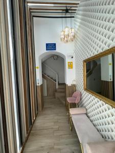 منطقة جلوس في Luxury Apartments Near the Beach and Downtown CENTRUM 8