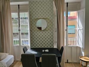 منطقة جلوس في Luxury Apartments Near the Beach and Downtown CENTRUM 8