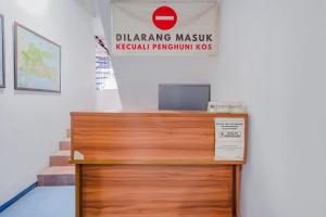 Certificate, award, sign, o iba pang document na naka-display sa SPOT ON 90110 A1 Pakis Argosari