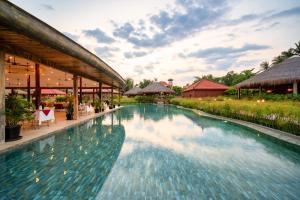 Bassein majutusasutuses Authentic Khmer Village Resort või selle lähedal