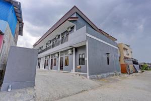 Galeriebild der Unterkunft SUPER OYO 90550 Good Sleep 3 Samarinda in Samarinda