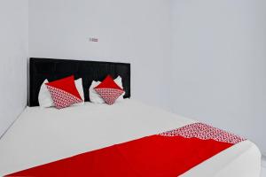 Galeriebild der Unterkunft SUPER OYO 90550 Good Sleep 3 Samarinda in Samarinda + 19 Fotos