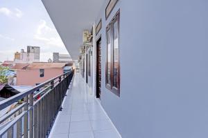 Galeriebild der Unterkunft SUPER OYO 90550 Good Sleep 3 Samarinda in Samarinda