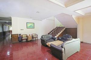 Fotografie z fotogalerie ubytování Super OYO 90382 Hotel Sarah Sukabumi v destinaci Wanasari