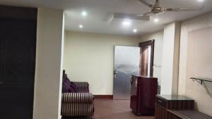 Χώρος καθιστικού στο The Royal Suites