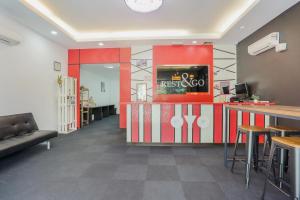 Posezení v ubytování OYO 90460 Hotel Kl2f Rest & Go
