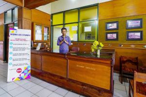 Apgyvendinimo įstaigoje SPOT ON 91064 Wisma Lec Syariah viešintys svečiai