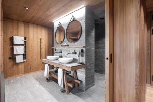 Baðherbergi á Valbella Resort