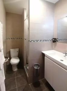 Koupelna v ubytování Hôtel Le Dormeux