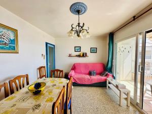 Posezení v ubytování Global Immo 3170 Hort De Mar E + 13 fotografií