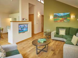 Χώρος καθιστικού στο Beddgelert Cabins, Snowdonia - Forest Holidays
