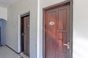 Fotografie z fotogalerie ubytování SPOT ON 91521 Mayong Guesthouse v destinaci Jepara + 21 fotografií