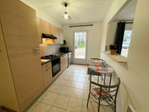 Gallery image of Gîte de plain-pied en Touraine avec grand jardin et parking - FR-1-381-613 in Courcelles-de-Touraine