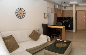 Η κουζίνα ή μικρή κουζίνα στο Kozani Home 01