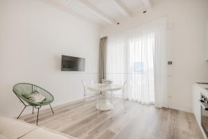 TV a/nebo společenská místnost v ubytování Wave Island EB F17