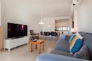 Μια τηλεόραση ή/και κέντρο ψυχαγωγίας στο Quinta Dos Pinheiros