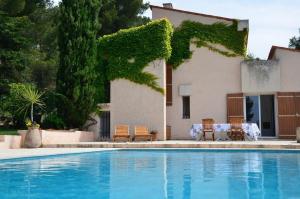 Bassein majutusasutuses Superbe villa vue et emplacement exceptionne või selle lähedal